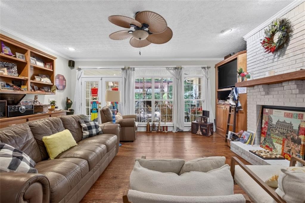 4 bedroom, 4 bathroom, 3,853 sq ft single family residence for sale at 134 Avalon Drive, Mcdonough, GA 30252 — photo 5