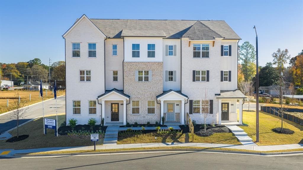 3 bedroom, 4 bathroom, 1,977 sq ft townhouse for sale at 6148 Honeybell Alley, Mableton, GA 30126 — photo 6