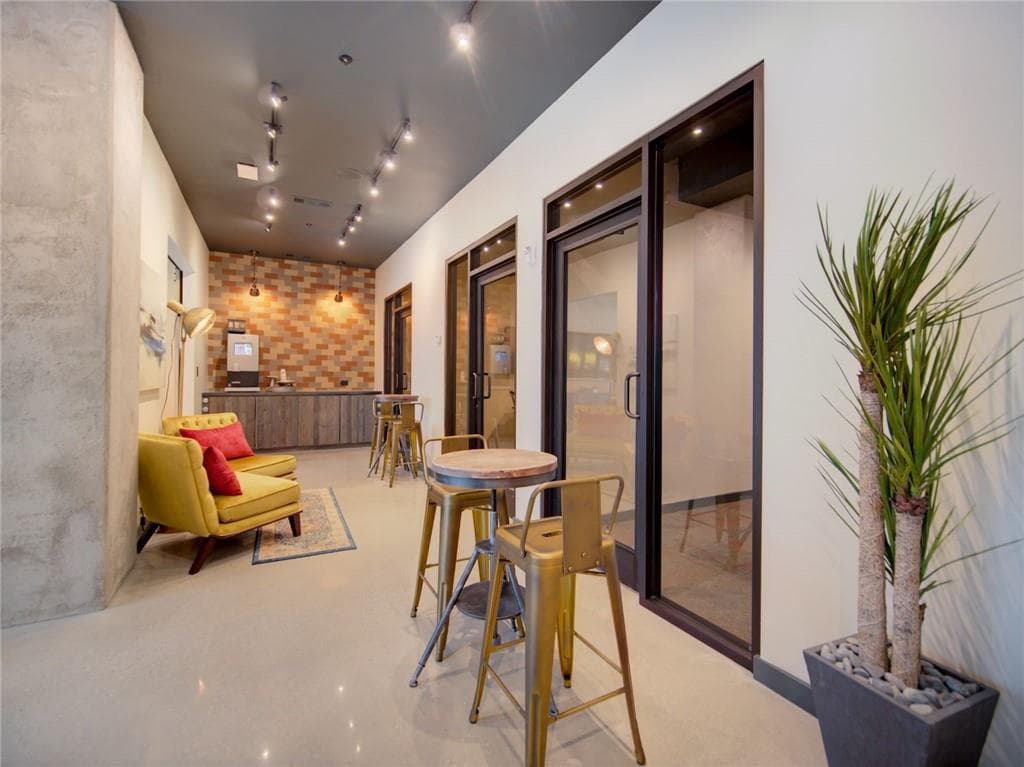 2 bedroom, 2 bathroom, 1,205 sq ft apartment for rent at 935 Marietta Street 634, Atlanta, GA 30318 for $1,908 a month — photo 10