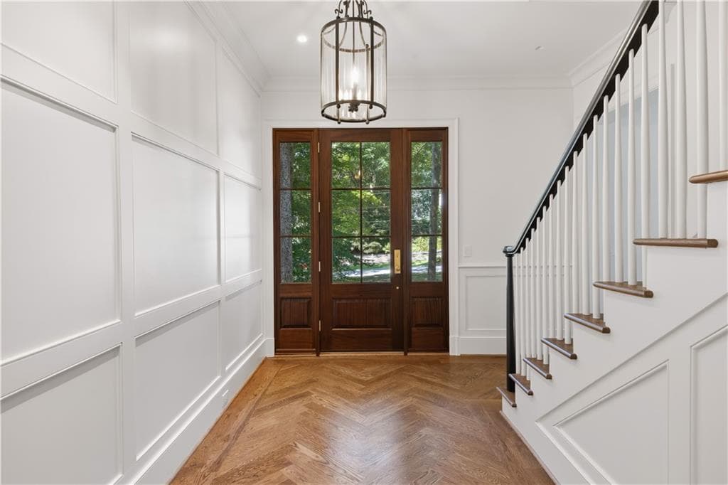 5 bedroom, 6 bathroom single family residence for sale at 4095 Glen Devon Drive, Atlanta, GA 30327 — photo 5