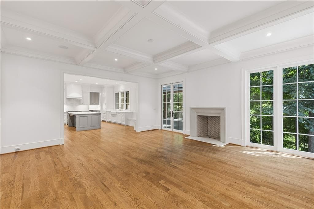 5 bedroom, 6 bathroom single family residence for sale at 4095 Glen Devon Drive, Atlanta, GA 30327 — photo 7