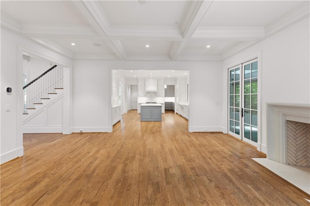 5 bedroom, 6 bathroom single family residence for sale at 4095 Glen Devon Drive, Atlanta, GA 30327 — photo 8