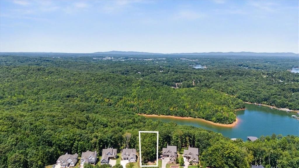 single family residence under contract at 7385 Crestline Drive, Dawsonville, GA 30534 — photo 3