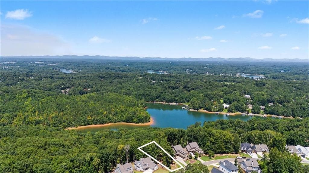 single family residence under contract at 7385 Crestline Drive, Dawsonville, GA 30534 — photo 6