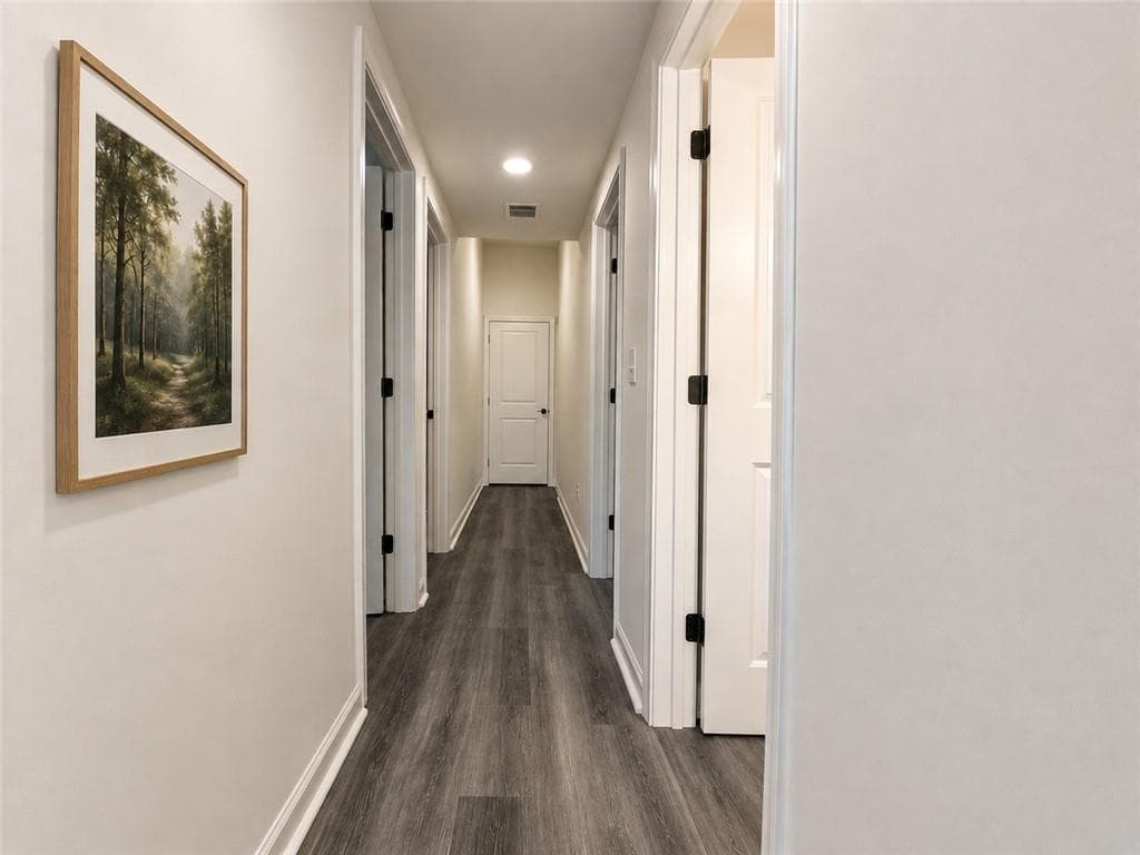 3 bedroom, 2 bathroom, 1,800 sq ft single family residence for sale at 1883 Niskey Lake Road, Atlanta, GA 30331 — photo 6