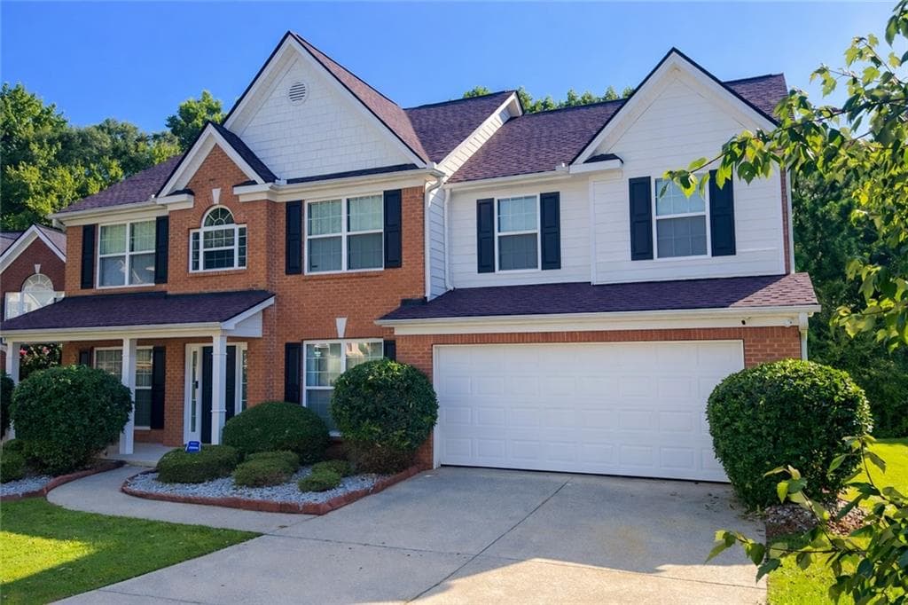 4 bedroom, 3 bathroom, 2,534 sq ft single family residence for sale at 1020 Chandler Ridge Drive, Lawrenceville, GA 30045 — photo 3