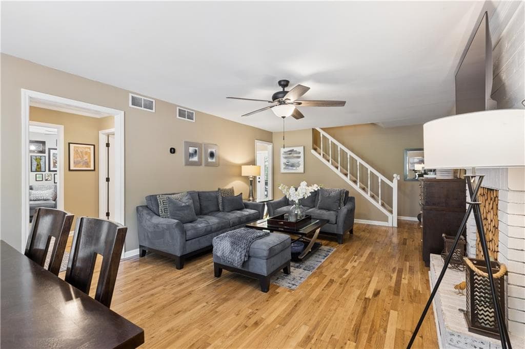 3 bedroom, 3 bathroom, 1,564 sq ft single family residence for sale at 6153 Picketts Ridge, Acworth, GA 30101 — photo 8