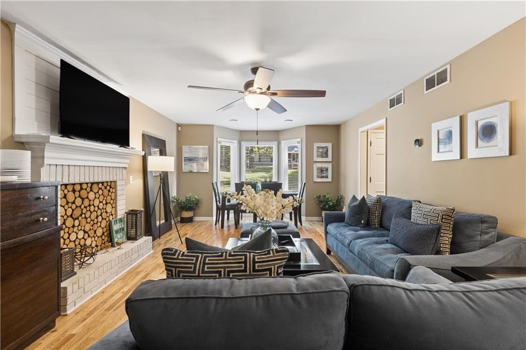 3 bedroom, 3 bathroom, 1,564 sq ft single family residence for sale at 6153 Picketts Ridge, Acworth, GA 30101 — photo 9