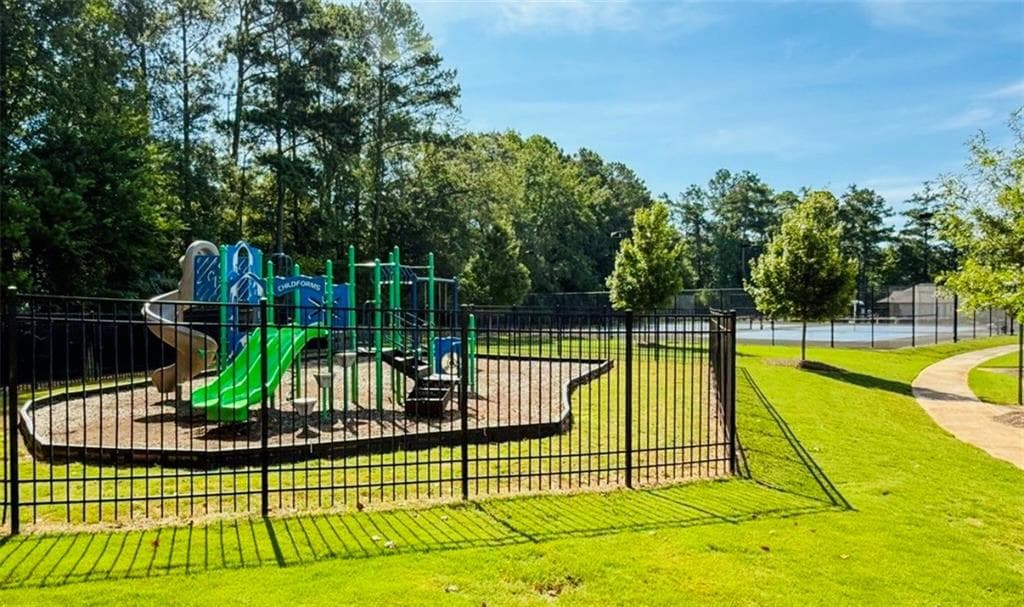 4 bedroom, 3 bathroom, 3,220 sq ft single family residence for sale at 4100 Audrey Lane, Lithonia, GA 30038 — photo 3