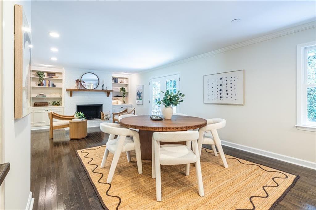4 bedroom, 3 bathroom, 3,094 sq ft single family residence under contract at 2483 Greenglade Road, Atlanta, GA 30345 — photo 10