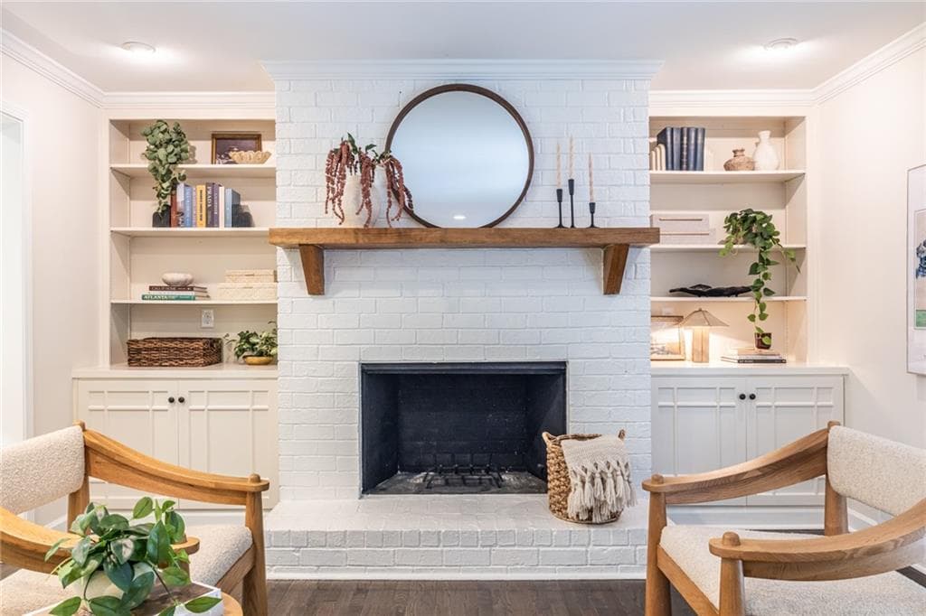 4 bedroom, 3 bathroom, 3,094 sq ft single family residence under contract at 2483 Greenglade Road, Atlanta, GA 30345 — photo 7
