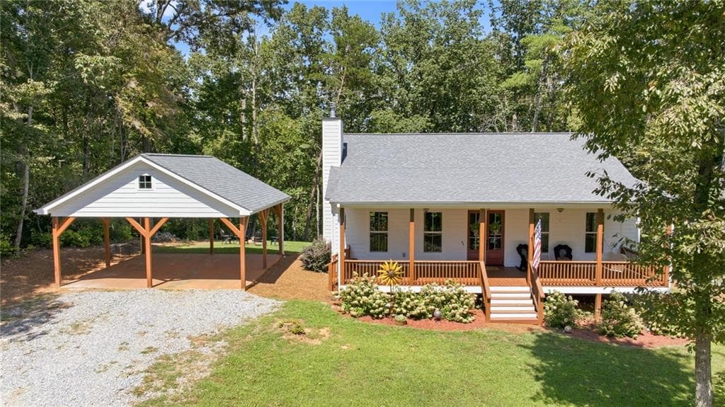 3 bedroom, 2 bathroom, 1,574 sq ft single family residence for sale at 254 SPRING CREST Road, Cleveland, GA 30528