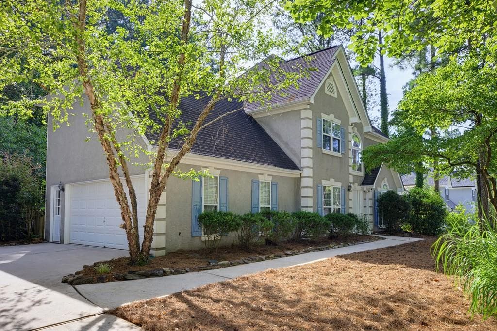 4 bedroom, 3 bathroom, 2,517 sq ft single family residence for sale at 110 Brookstone Crest, Newnan, GA 30265 — photo 2