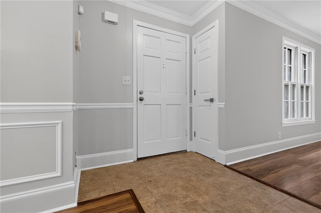3 bedroom, 3 bathroom, 1,844 sq ft single family residence for sale at 1504 Pine Creek Way, Lawrenceville, GA 30043 — photo 4