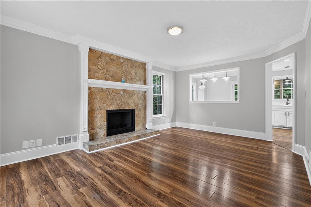 3 bedroom, 3 bathroom, 1,844 sq ft single family residence for sale at 1504 Pine Creek Way, Lawrenceville, GA 30043 — photo 5
