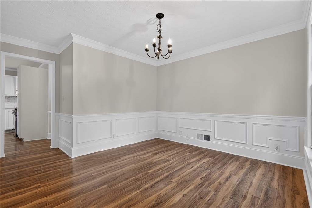 3 bedroom, 3 bathroom, 1,844 sq ft single family residence for sale at 1504 Pine Creek Way, Lawrenceville, GA 30043 — photo 8