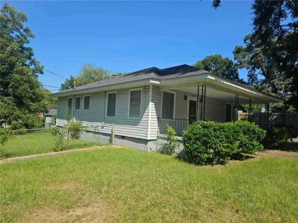 3 bedroom, 2 bathroom, 1,120 sq ft single family residence for sale at 428 Line Street, Cedartown, GA 30125 — photo 3