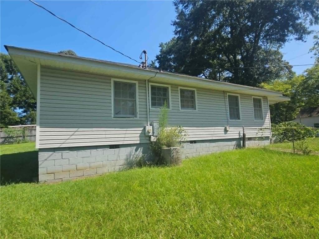 3 bedroom, 2 bathroom, 1,120 sq ft single family residence for sale at 428 Line Street, Cedartown, GA 30125 — photo 10