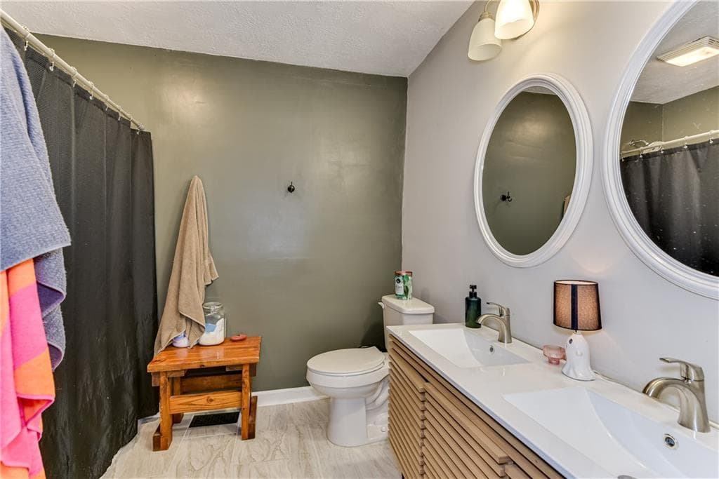 3 bedroom, 2 bathroom, 1,325 sq ft single family residence for sale at 3954 Bath Edie Road, Blythe, GA 30805 — photo 9