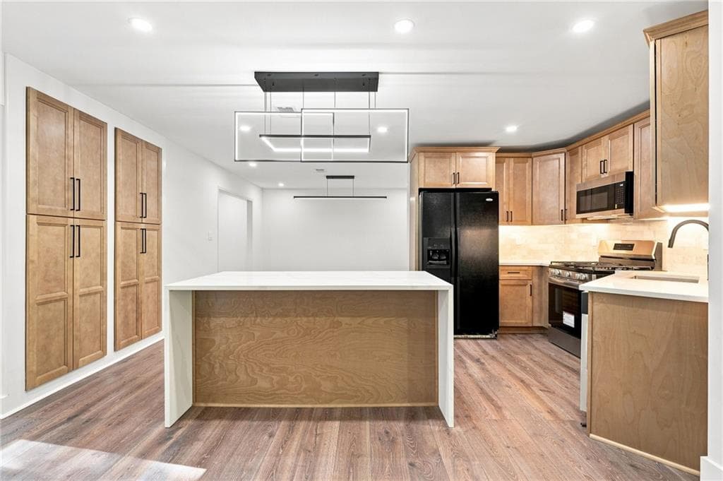 4 bedroom, 3 bathroom, 2,142 sq ft single family residence for sale at 4840 Terrace Green Trace, Stone Mountain, GA 30088 — photo 10