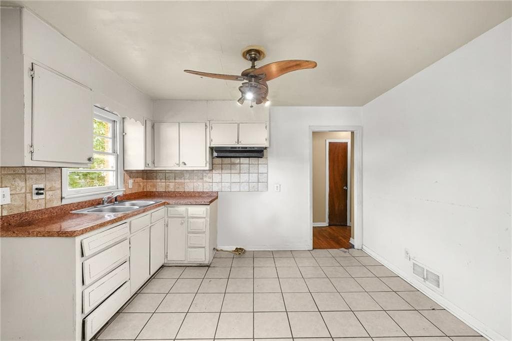 4 bedroom, 2 bathroom, 1,488 sq ft single family residence for sale at 1329 Nash Road, Atlanta, GA 30331 — photo 7