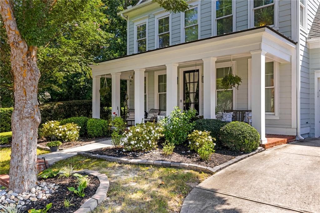 4 bedroom, 3 bathroom, 2,817 sq ft single family residence for sale at 6349 Century Park Place, Mableton, GA 30126 — photo 4
