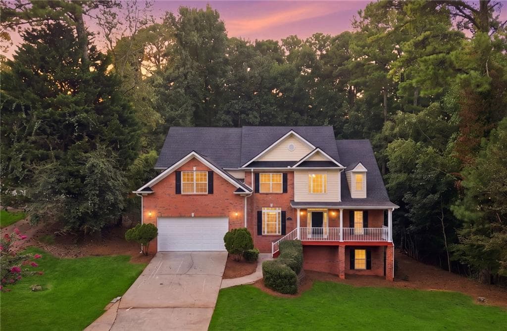 5 bedroom, 3 bathroom, 3,186 sq ft single family residence for sale at 4085 Howell Ferry Road, Duluth, GA 30096 — photo 3