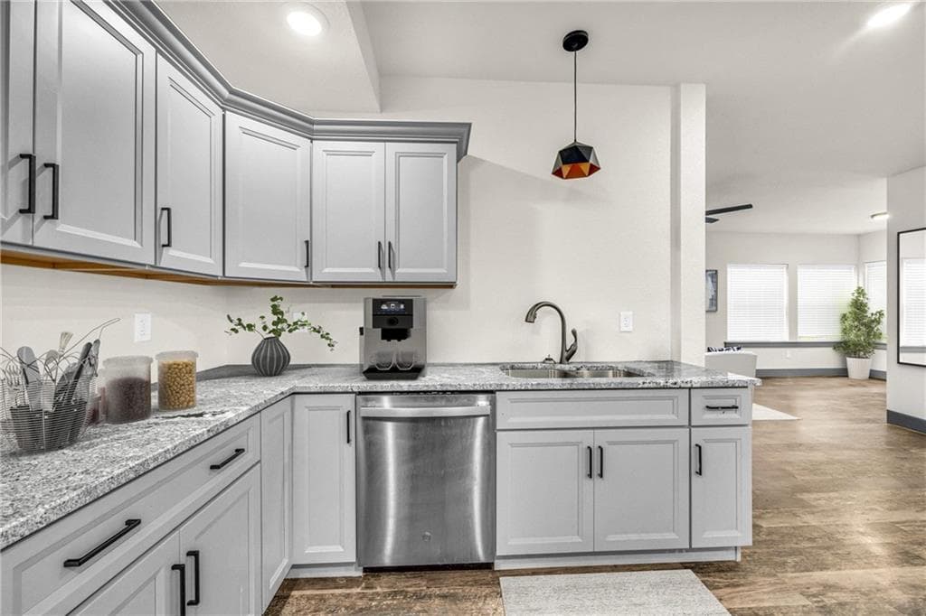 3 bedroom, 3 bathroom, 1,800 sq ft condominium for rent at 36 Spring Creek Court, Canon, GA 30520 for $1,500 a month — photo 4