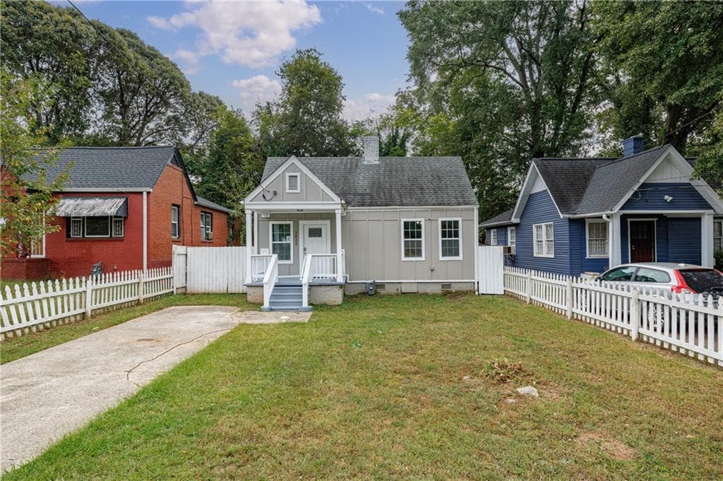 3 bedroom, 2 bathroom, 1,211 sq ft single family residence for sale at 1012 Westmoor Drive, Atlanta, GA 30314 — photo 2