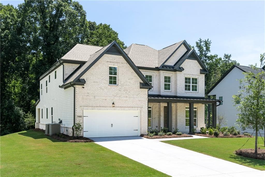 5 bedroom, 6 bathroom, 3,545 sq ft single family residence under contract at 7440 Trotting Trail, Cumming, GA 30040 — photo 3