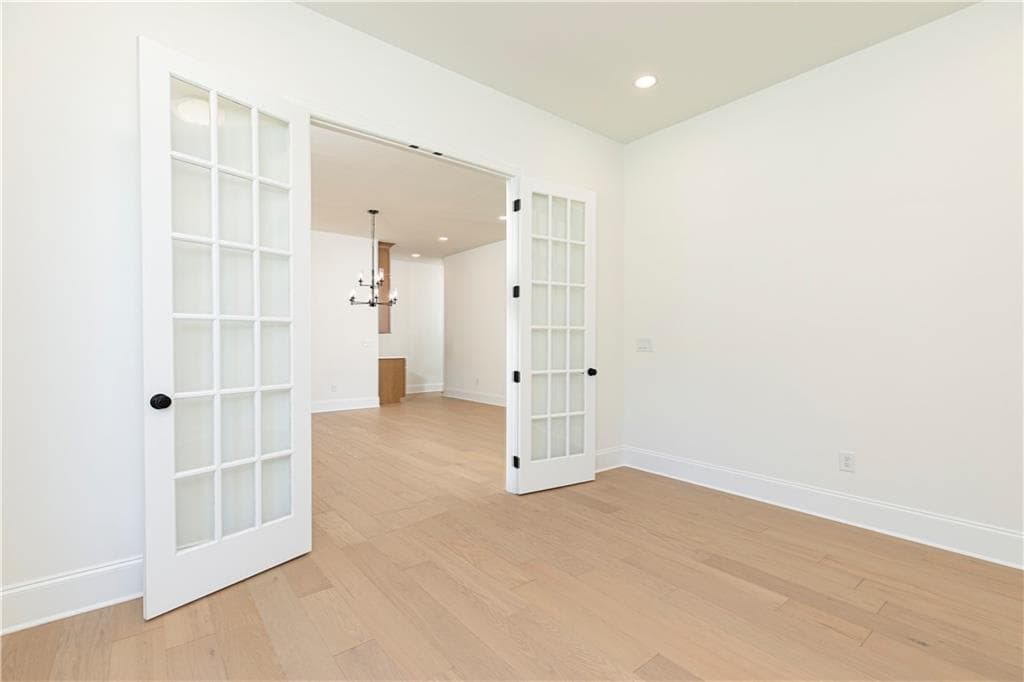 5 bedroom, 6 bathroom, 3,545 sq ft single family residence under contract at 7440 Trotting Trail, Cumming, GA 30040 — photo 8