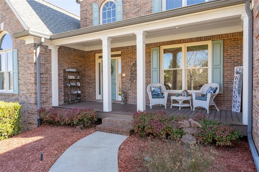 4 bedroom, 4 bathroom, 5,774 sq ft single family residence for sale at 8015 Hurakan Creek Crossing, Cumming, GA 30028 — photo 6