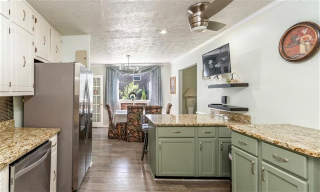 4 bedroom, 5 bathroom, 2,940 sq ft single family residence under contract at 1239 Country Pine Drive, Ellenwood, GA 30294 — photo 6