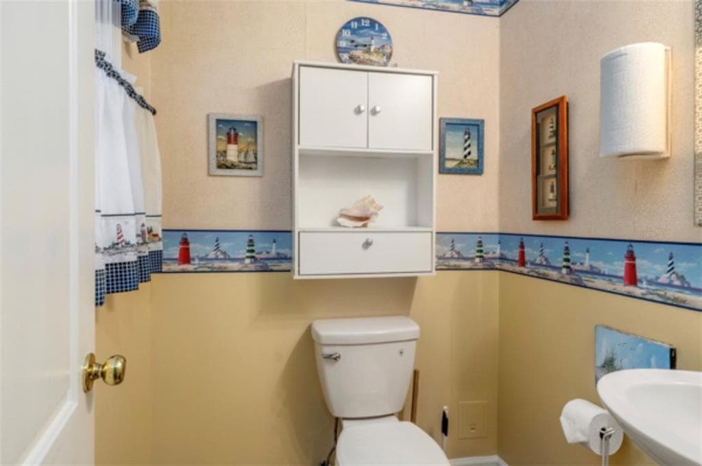 4 bedroom, 5 bathroom, 2,940 sq ft single family residence under contract at 1239 Country Pine Drive, Ellenwood, GA 30294 — photo 8