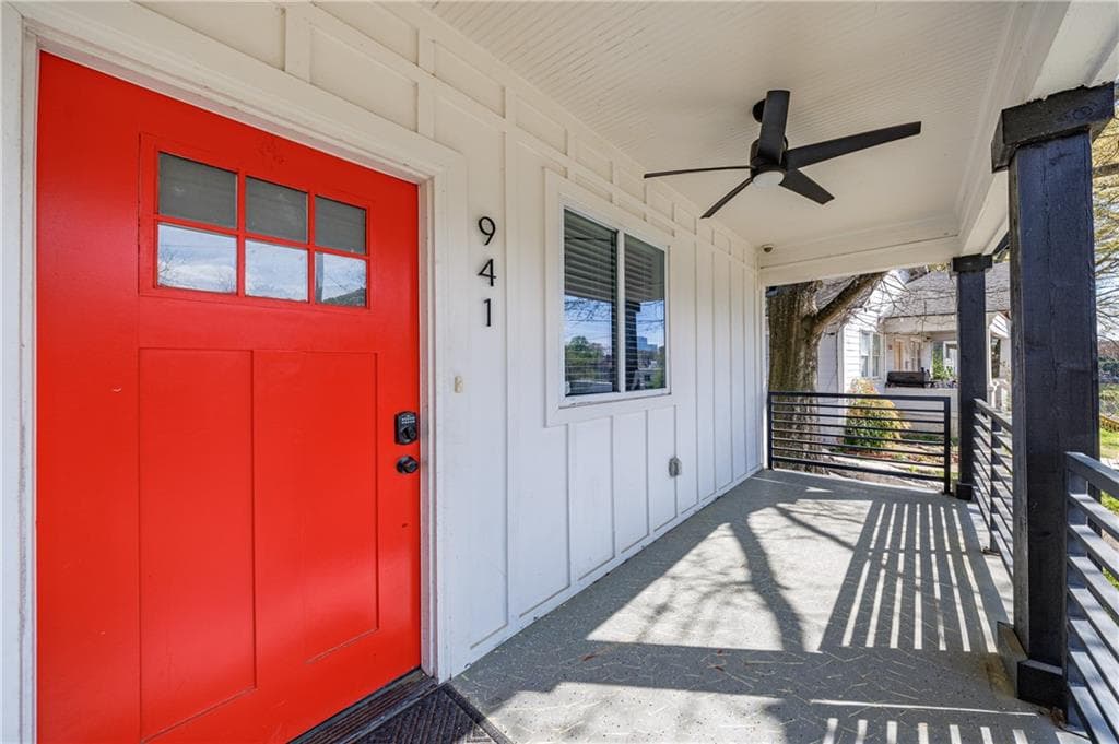 4 bedroom, 3 bathroom, 2,107 sq ft single family residence for sale at 941 Ashby Circle, Atlanta, GA 30314 — photo 2