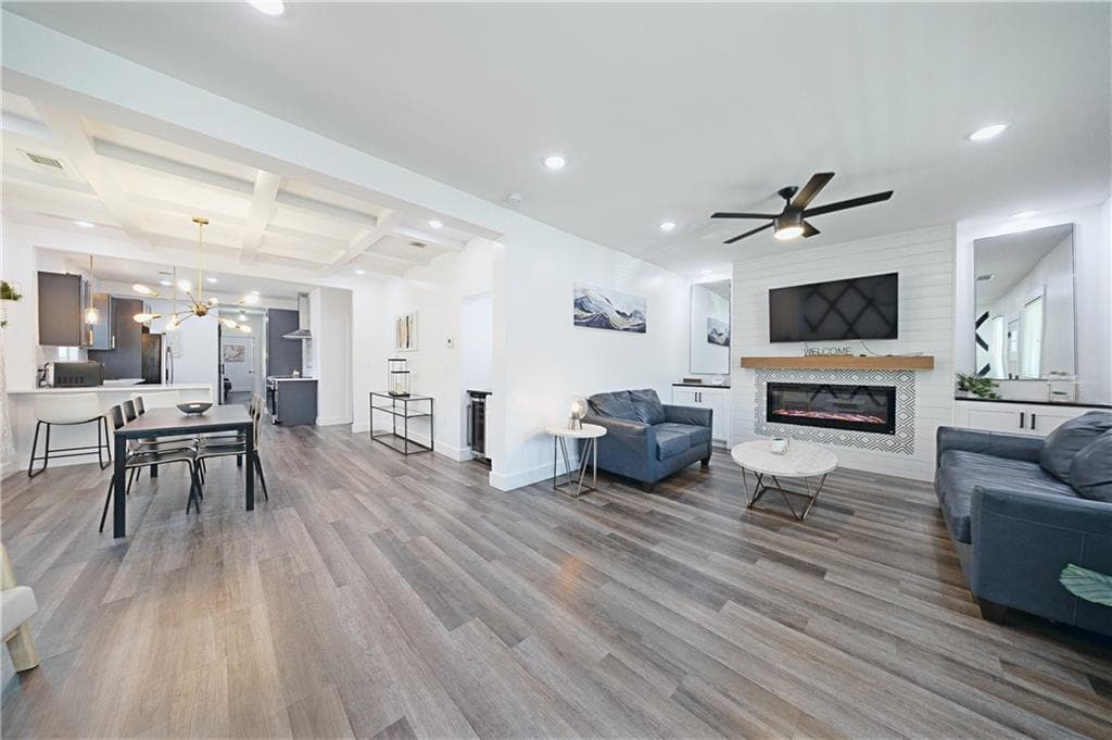 4 bedroom, 3 bathroom, 2,107 sq ft single family residence for sale at 941 Ashby Circle, Atlanta, GA 30314 — photo 5
