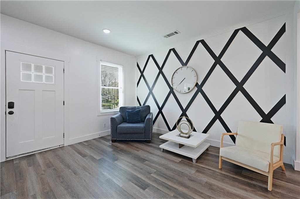 4 bedroom, 3 bathroom, 2,107 sq ft single family residence for sale at 941 Ashby Circle, Atlanta, GA 30314 — photo 8