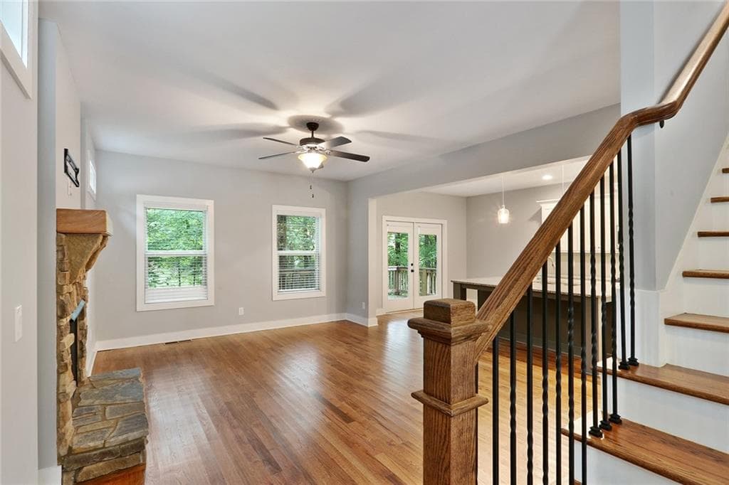 3 bedroom, 3 bathroom, 1,889 sq ft single family residence for sale at 2397 Whispering Drive, Kennesaw, GA 30144 — photo 4