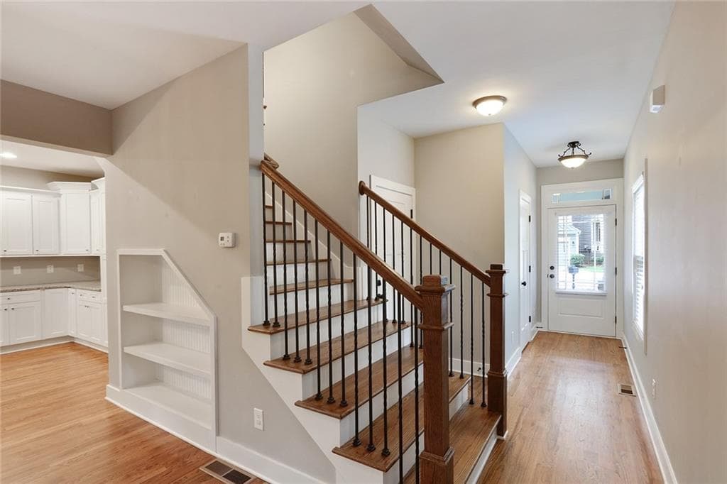 3 bedroom, 3 bathroom, 1,889 sq ft single family residence for sale at 2397 Whispering Drive, Kennesaw, GA 30144 — photo 5