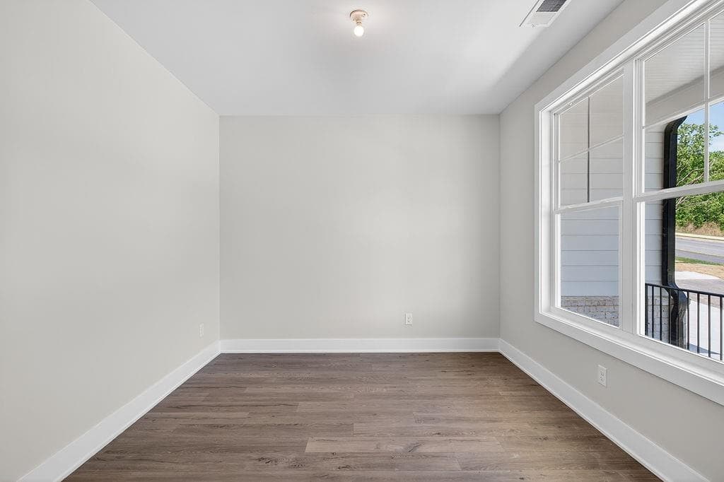 4 bedroom, 3 bathroom, 2,443 sq ft single family residence for sale at 2528 Parkside Way Lot 03, Gainesville, GA 30507 — photo 5