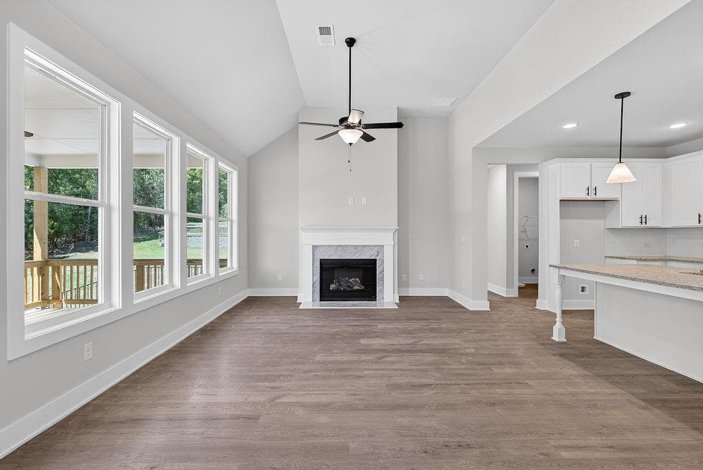 4 bedroom, 3 bathroom, 2,443 sq ft single family residence for sale at 2528 Parkside Way Lot 03, Gainesville, GA 30507 — photo 9