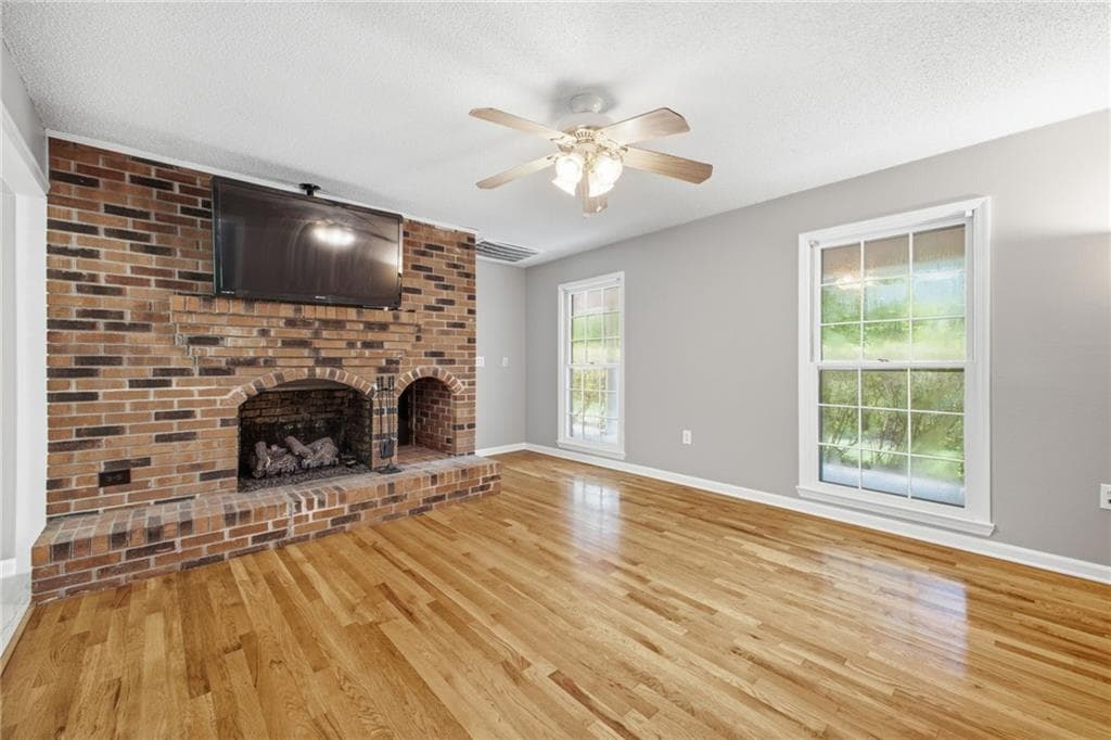 3 bedroom, 3 bathroom, 2,023 sq ft single family residence for sale at 571 Frontier Circle, Summerville, GA 30747 — photo 9