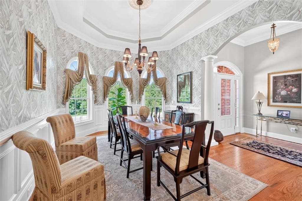 6 bedroom, 5 bathroom, 4,647 sq ft single family residence under contract at 3805 Reservoir Drive, Gainesville, GA 30507 — photo 7