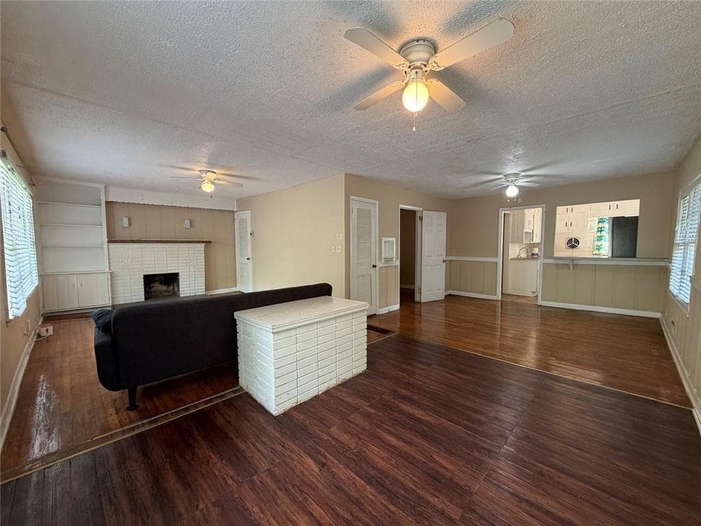 4 bedroom, 2 bathroom, 2,296 sq ft single family residence for sale at 2246 Rhinehill Road, Atlanta, GA 30315 — photo 5