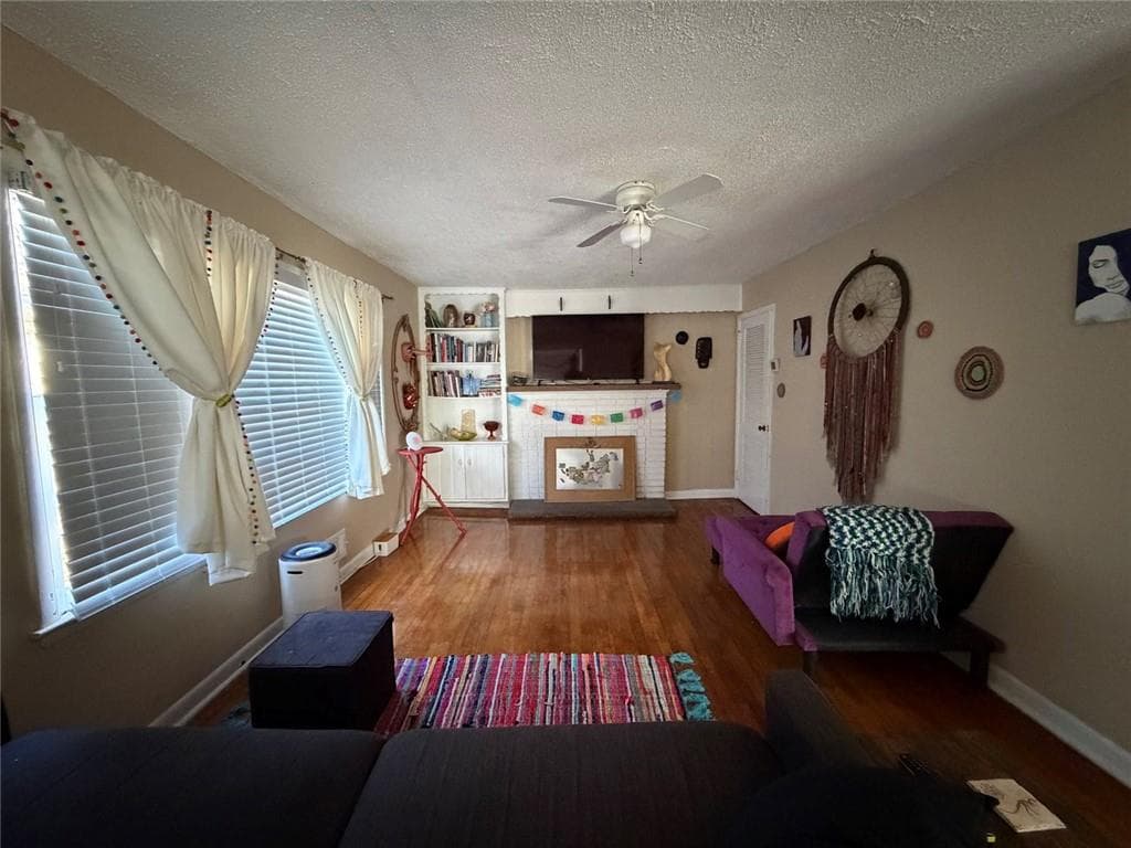4 bedroom, 2 bathroom, 2,296 sq ft single family residence for sale at 2246 Rhinehill Road, Atlanta, GA 30315 — photo 6