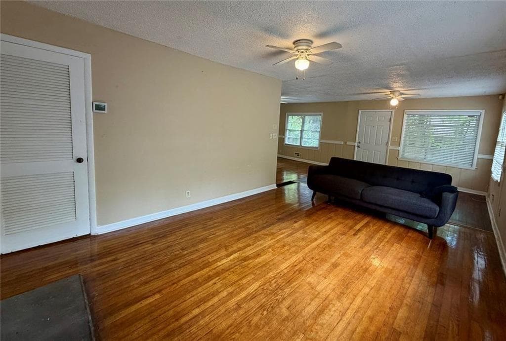 4 bedroom, 2 bathroom, 2,296 sq ft single family residence for sale at 2246 Rhinehill Road, Atlanta, GA 30315 — photo 7