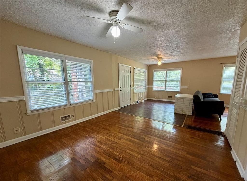 4 bedroom, 2 bathroom, 2,296 sq ft single family residence for sale at 2246 Rhinehill Road, Atlanta, GA 30315 — photo 8