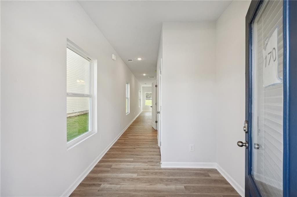 3 bedroom, 3 bathroom, 2,086 sq ft single family residence for sale at 11822 Neely Lane, Covington, GA 30014 — photo 3