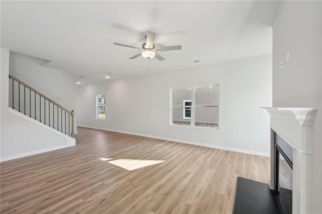 3 bedroom, 3 bathroom, 2,086 sq ft single family residence for sale at 11822 Neely Lane, Covington, GA 30014 — photo 8