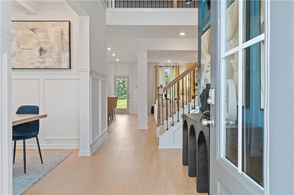 5 bedroom, 5 bathroom, 3,674 sq ft single family residence for sale at 128 Compass Road, Hampton, GA 30228 — photo 4